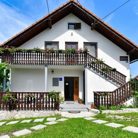 Apartman Plum Plitvice Dreznik Grad Exterior photo