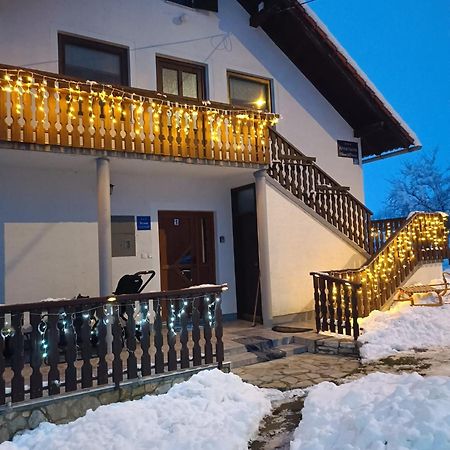 Apartman Plum Plitvice Dreznik Grad Exterior photo